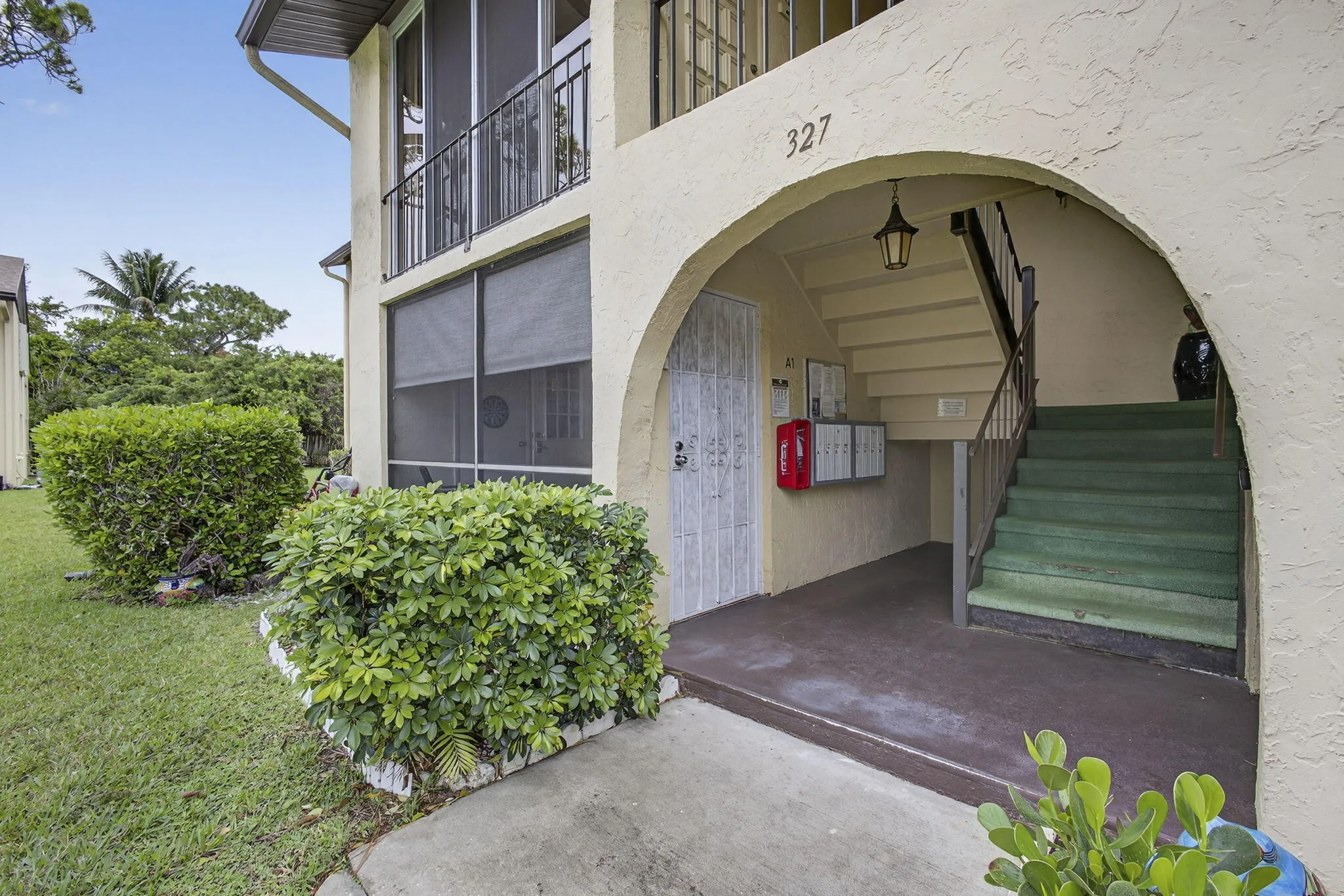 11-web-or-mls-BS1A2967