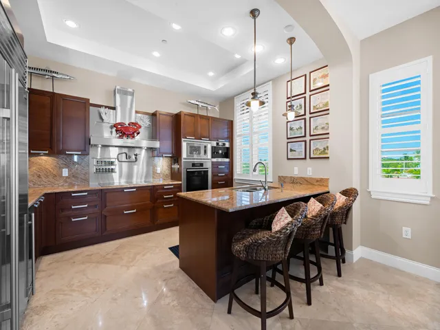 Gourmet Kitchen