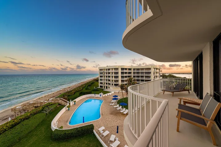 Living Room Ocean Vistas