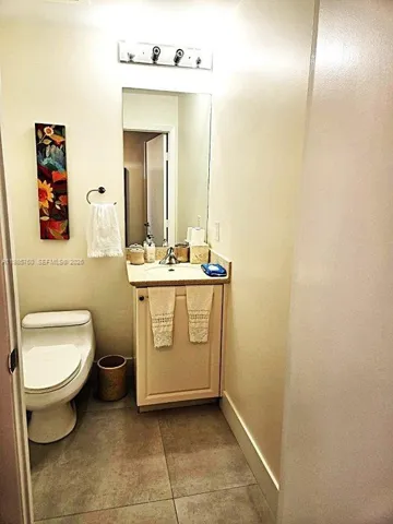 Photo 33