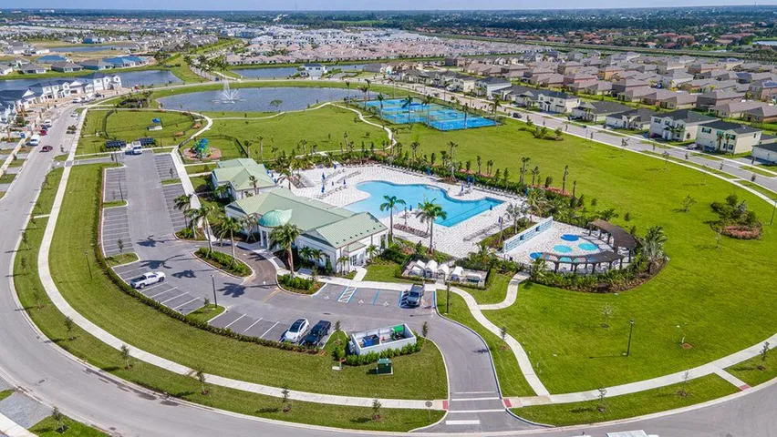 Central Park Community Amenities