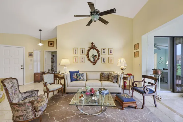 8423 Judith Ave - 25.jpg-SMALL