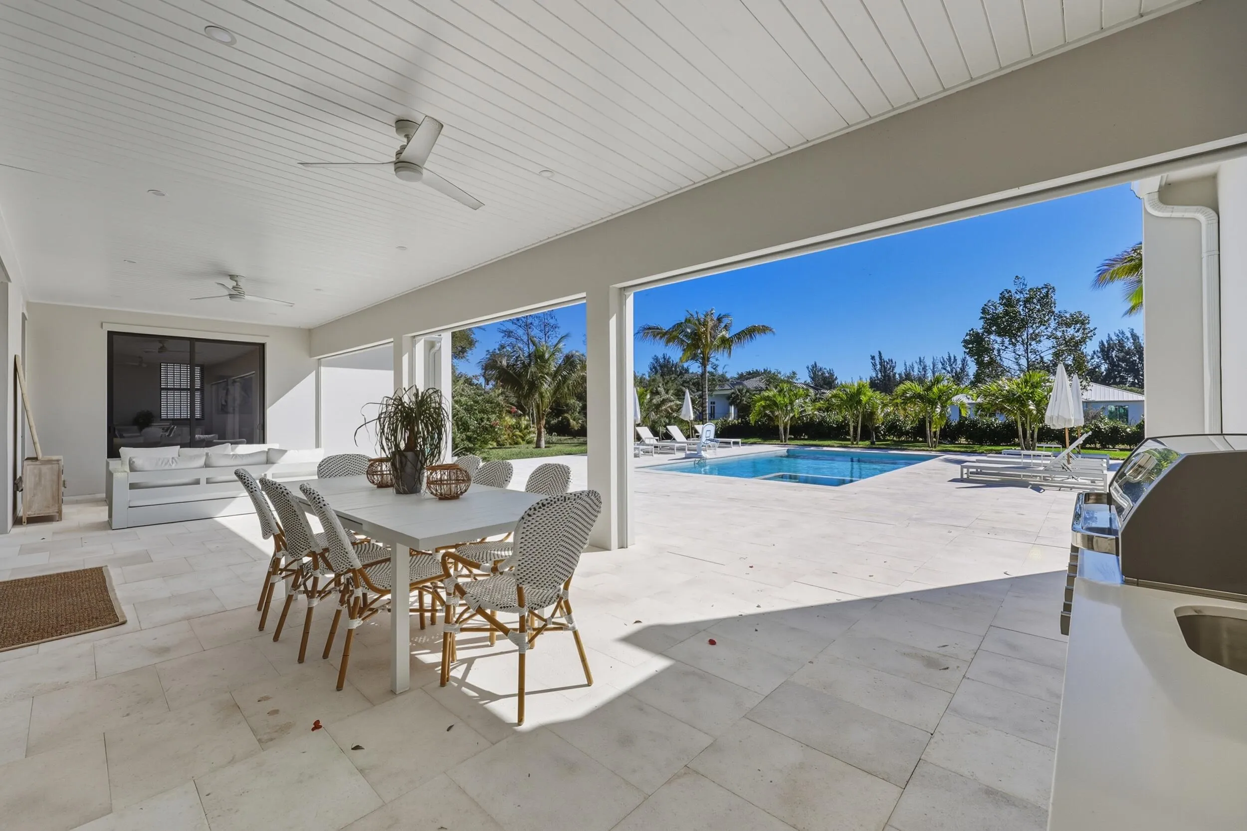 Covered Loggia with retractable bug screens