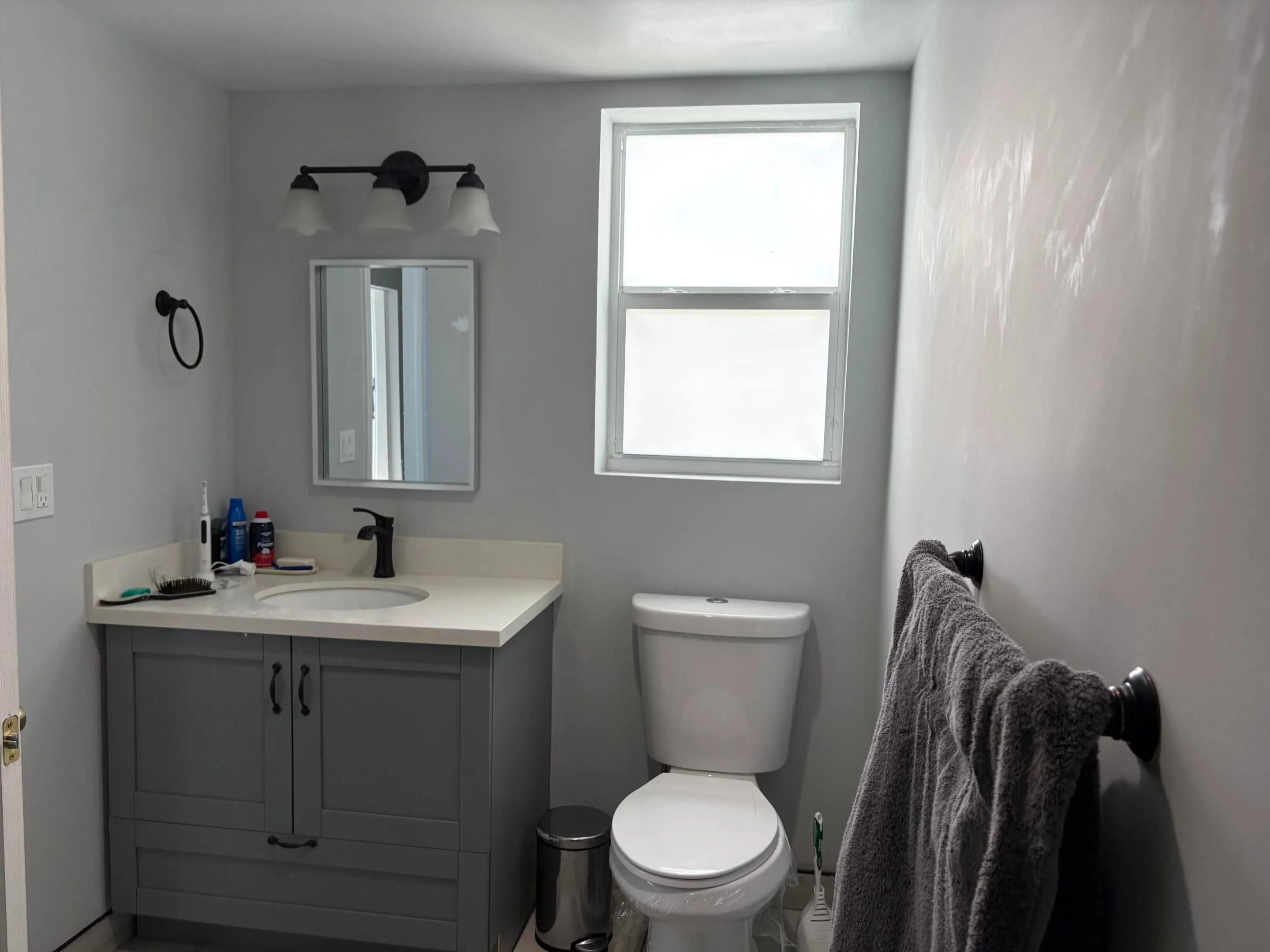 Bath off Bedroom 2