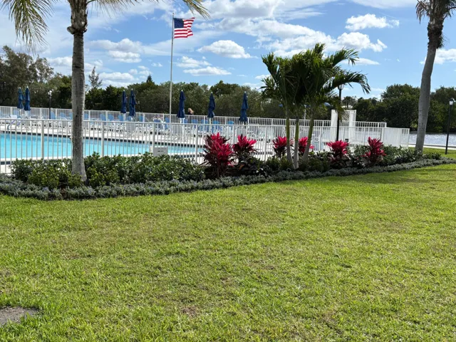 POOL LANDSCAPE