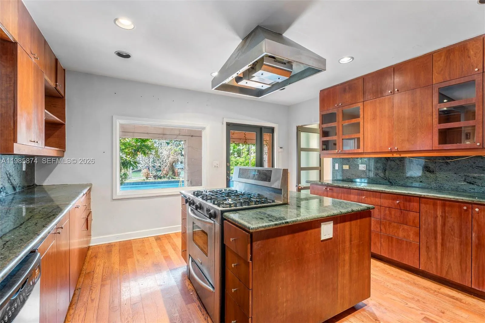 Property photo 16