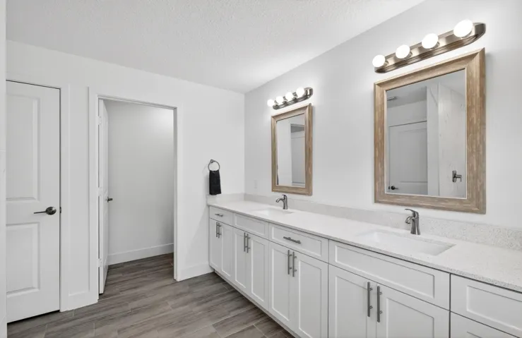 Owners Bathroom