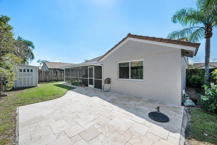 38-15541 Dover Ct_038