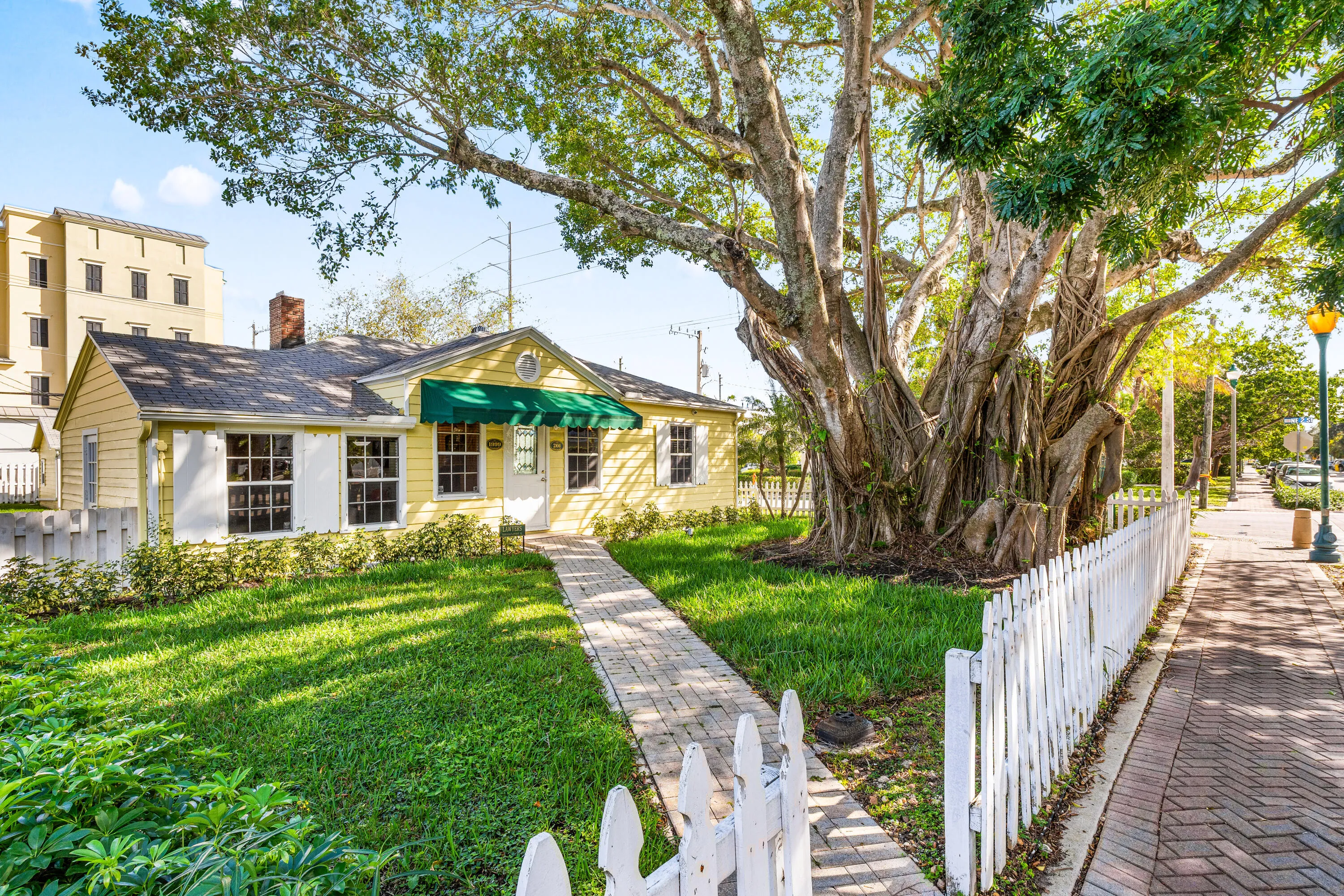 Property photo 24