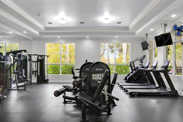 24hr fitness center