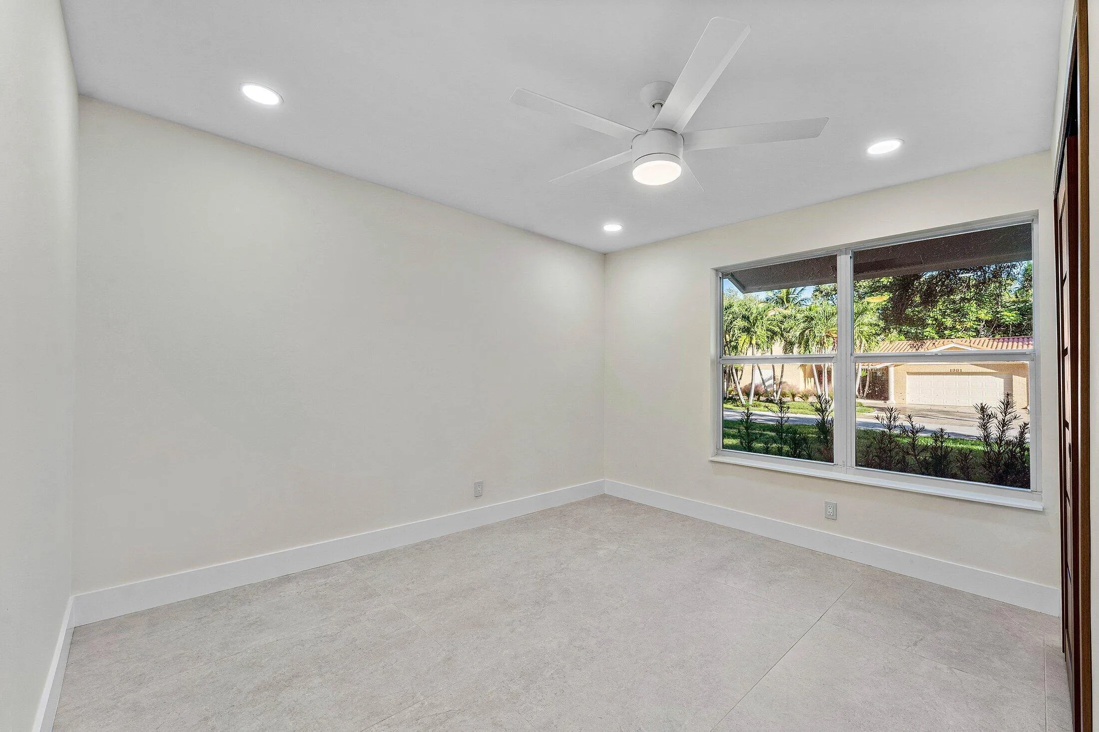 020-1380Southwest1stStreet-BocaRaton-FL-