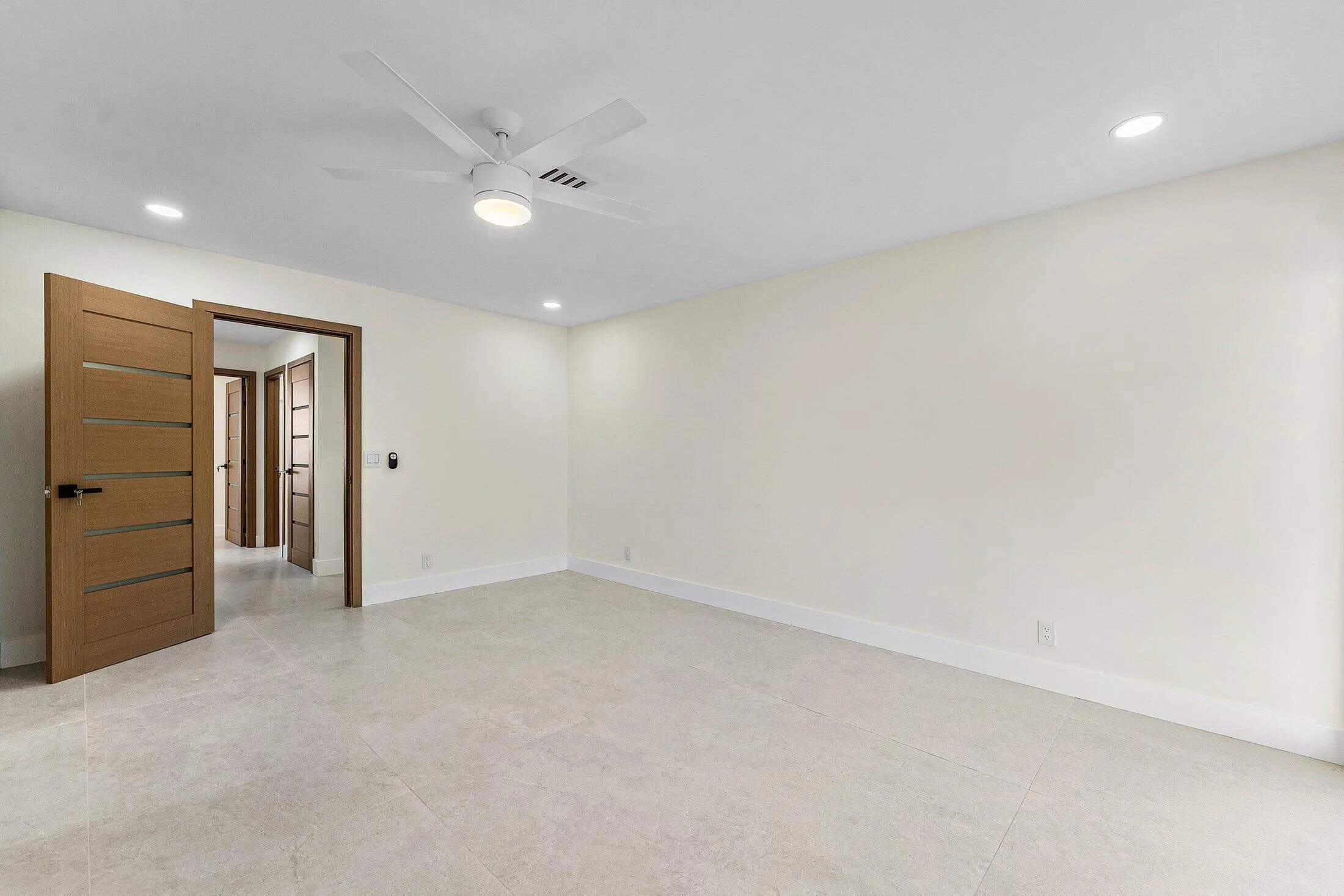 025-1380Southwest1stStreet-BocaRaton-FL-