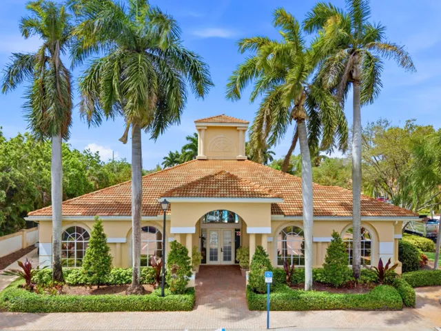 Clubhouse Front