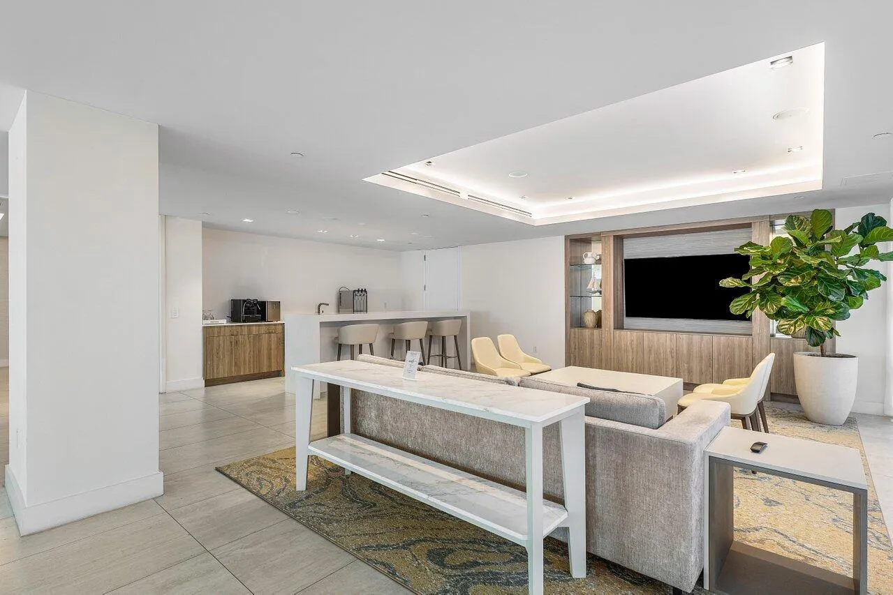 053-3100NorthOceanDrive-RivieraBeach-FL-