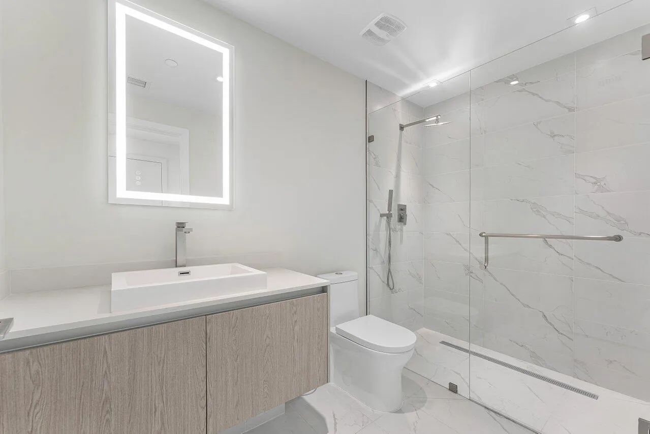 2nd Bathroom