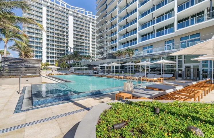 Amrit Ocean Pool