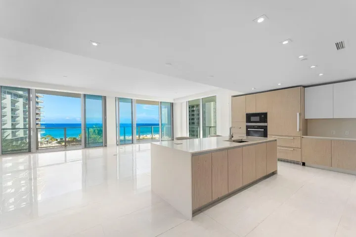 002-3100NorthOceanDrive-RivieraBeach-FL-