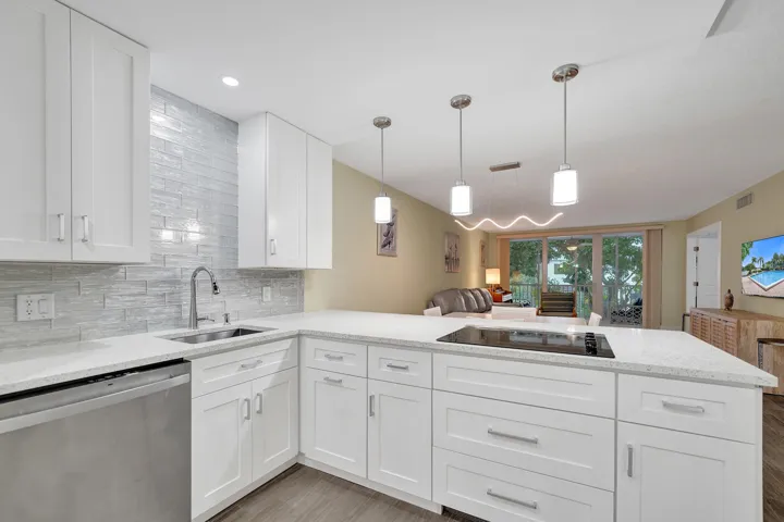 Kitchen #5 215