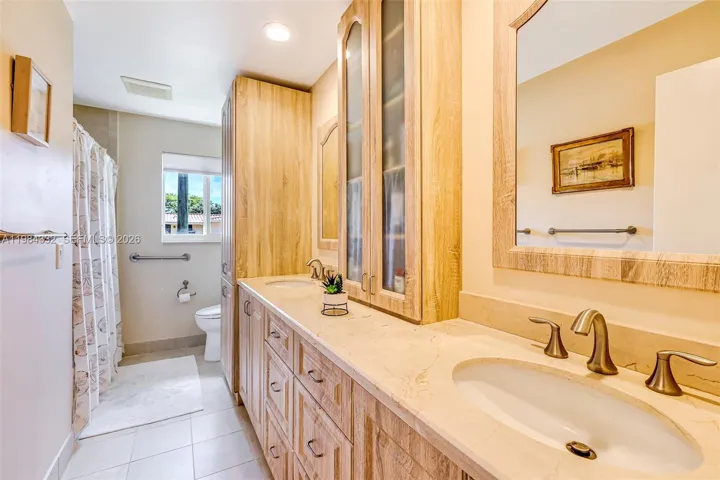 Updated Main Guest Bath!