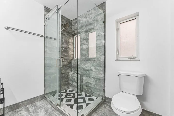 020-1617AdamsStreet-Hollywood-FL-33020-S