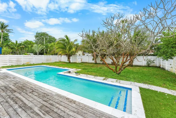 038-1617AdamsStreet-Hollywood-FL-33020-S