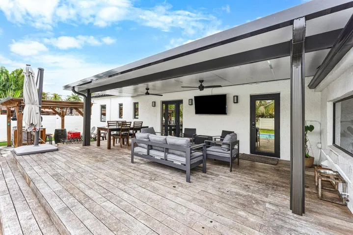 036-1617AdamsStreet-Hollywood-FL-33020-S