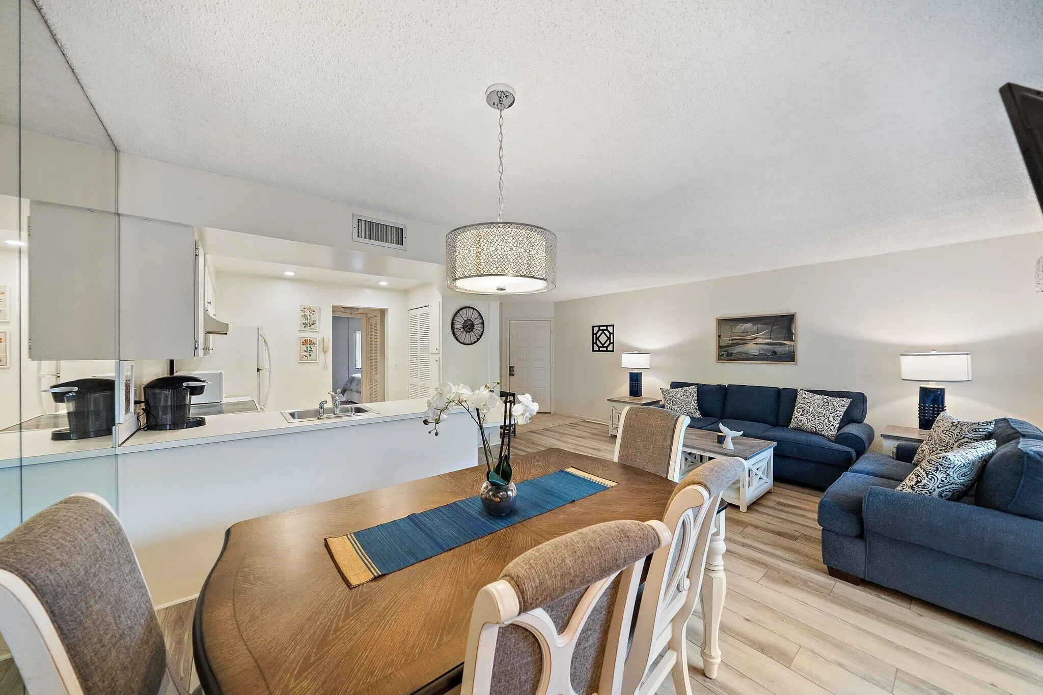 010-1605SouthUSHighwayOneA306-Jupiter-FL