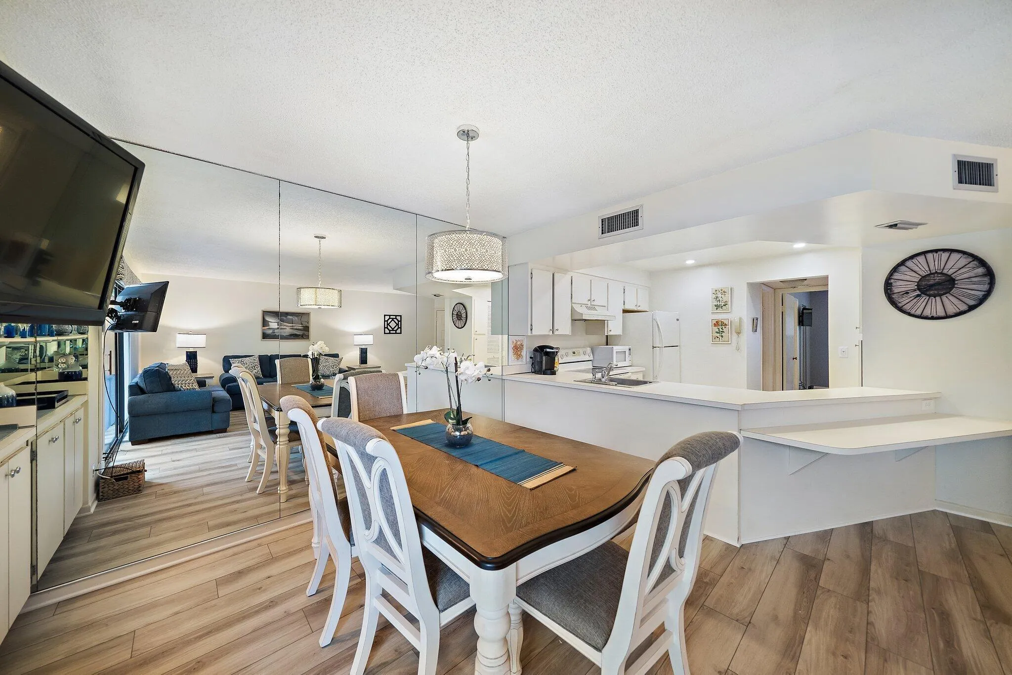 008-1605SouthUSHighwayOneA306-Jupiter-FL