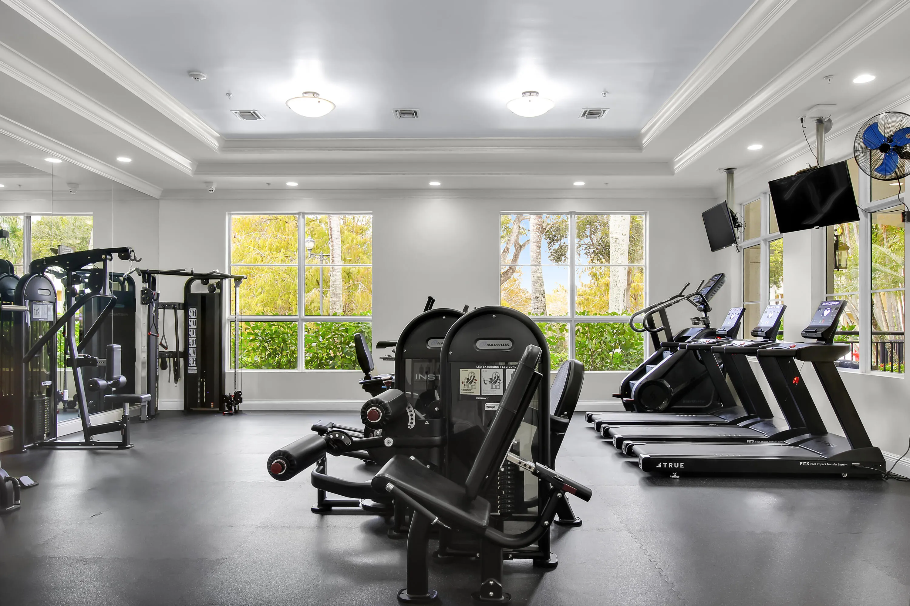 24 hr fitness center