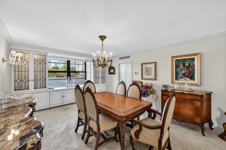 21-5500-Collins-Ave-LPG