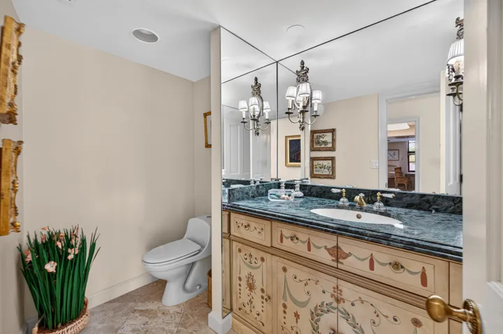 32-5500-Collins-Ave-LPG-3