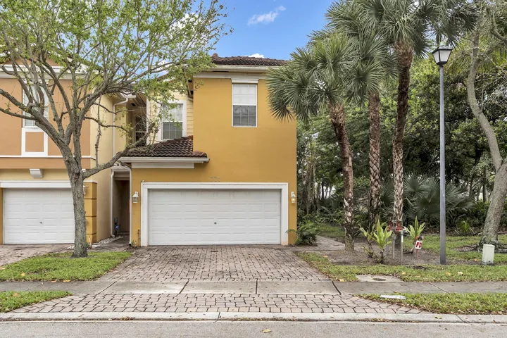 771 Pipers Cay - - 599