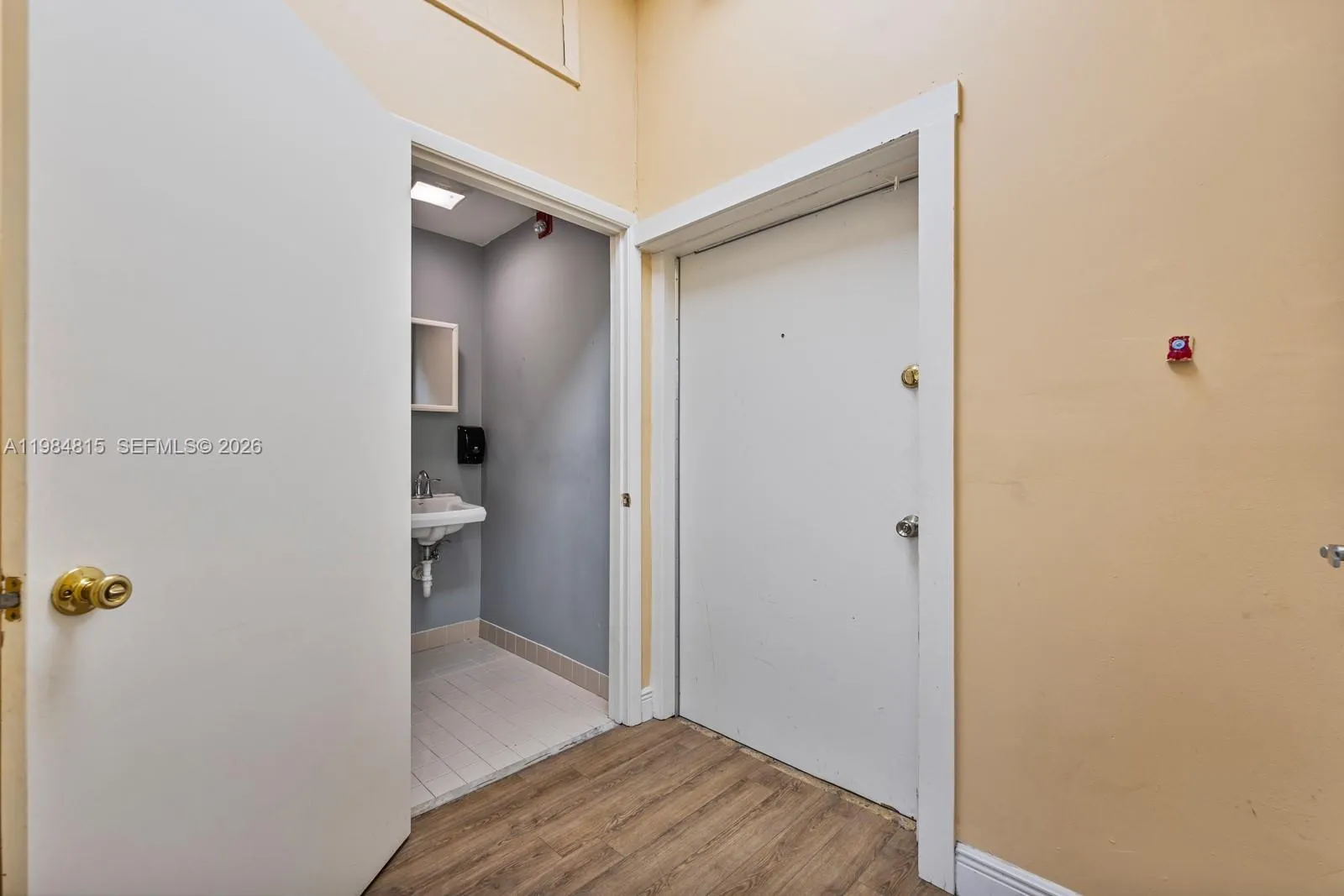 Property photo 35