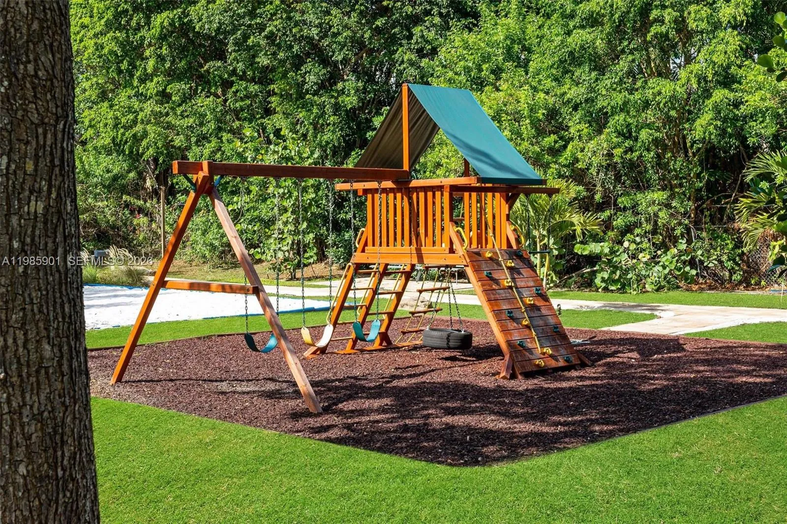 Property photo 99