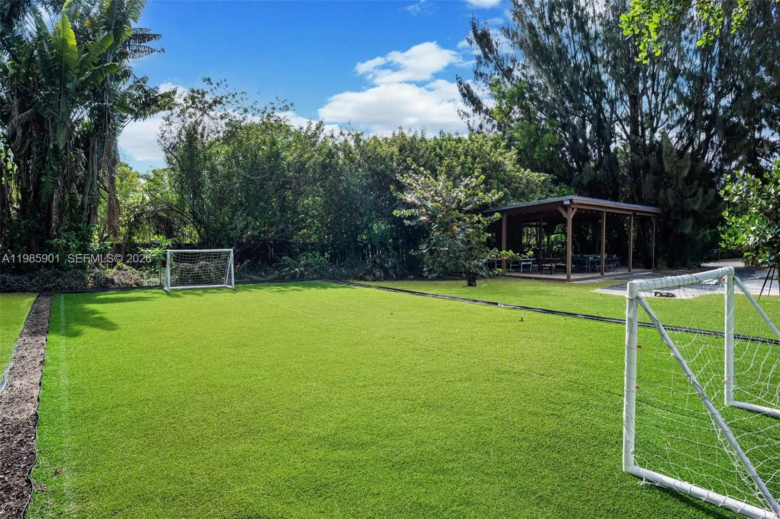 Property photo 94
