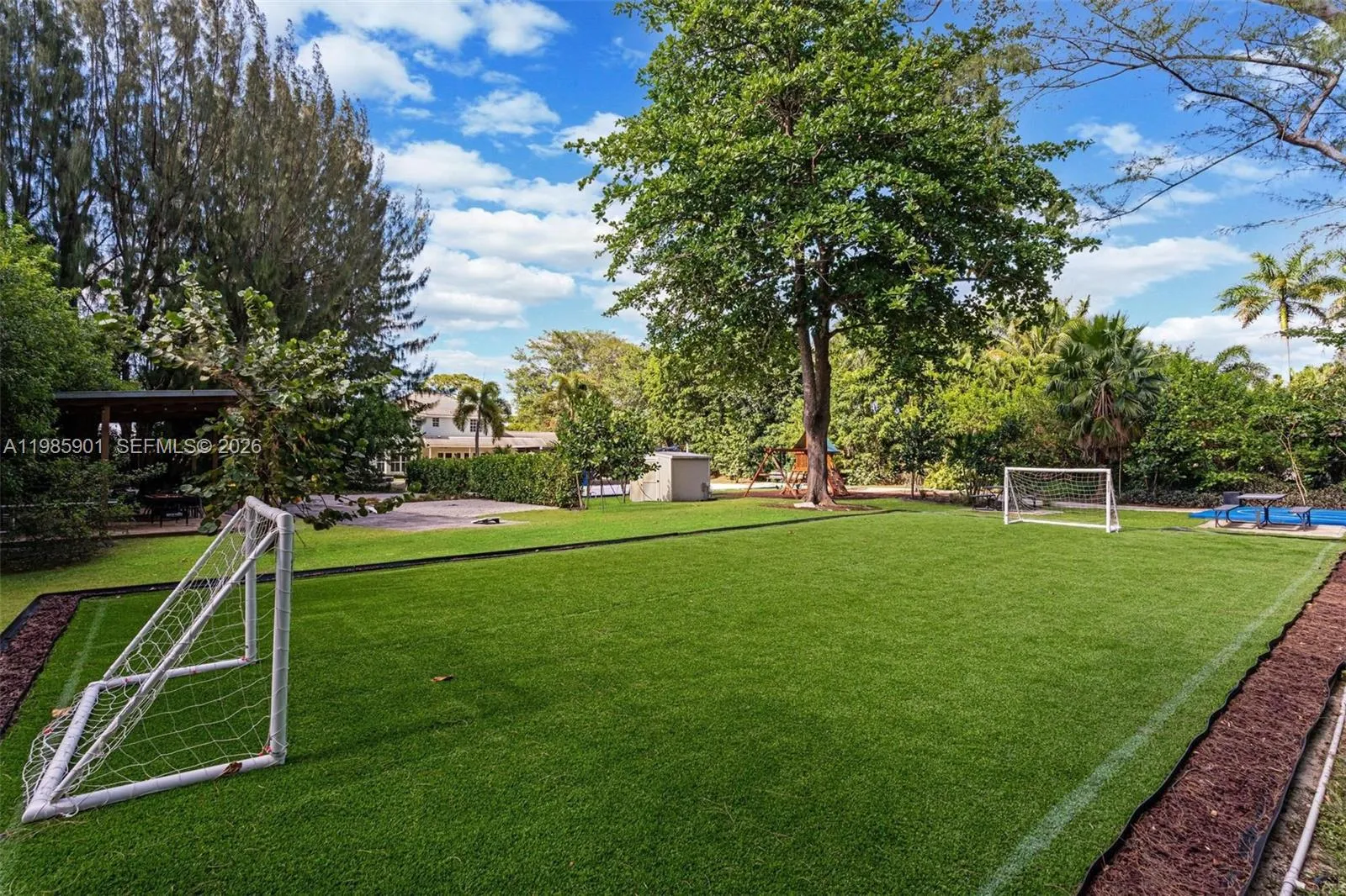 Property photo 98