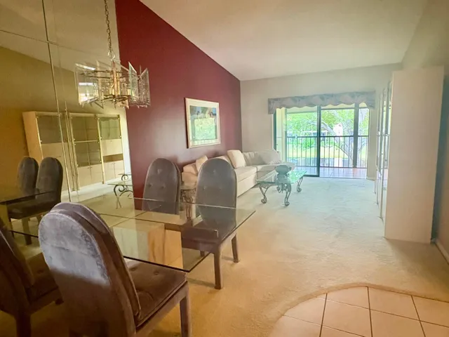 Living/Dining Area