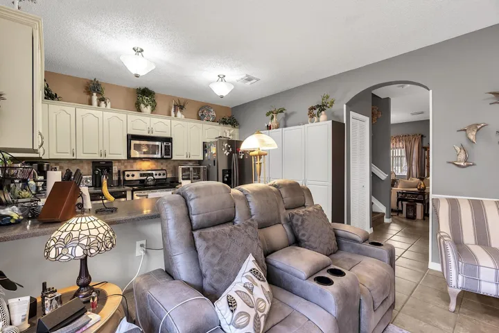 16637 NW 73 pl - - 029