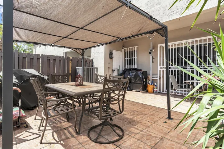 16637 NW 73 pl - - 108