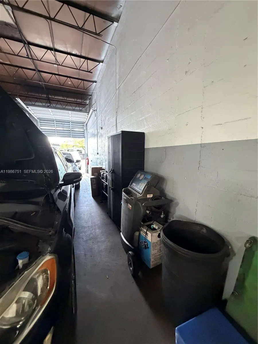 Property photo 31