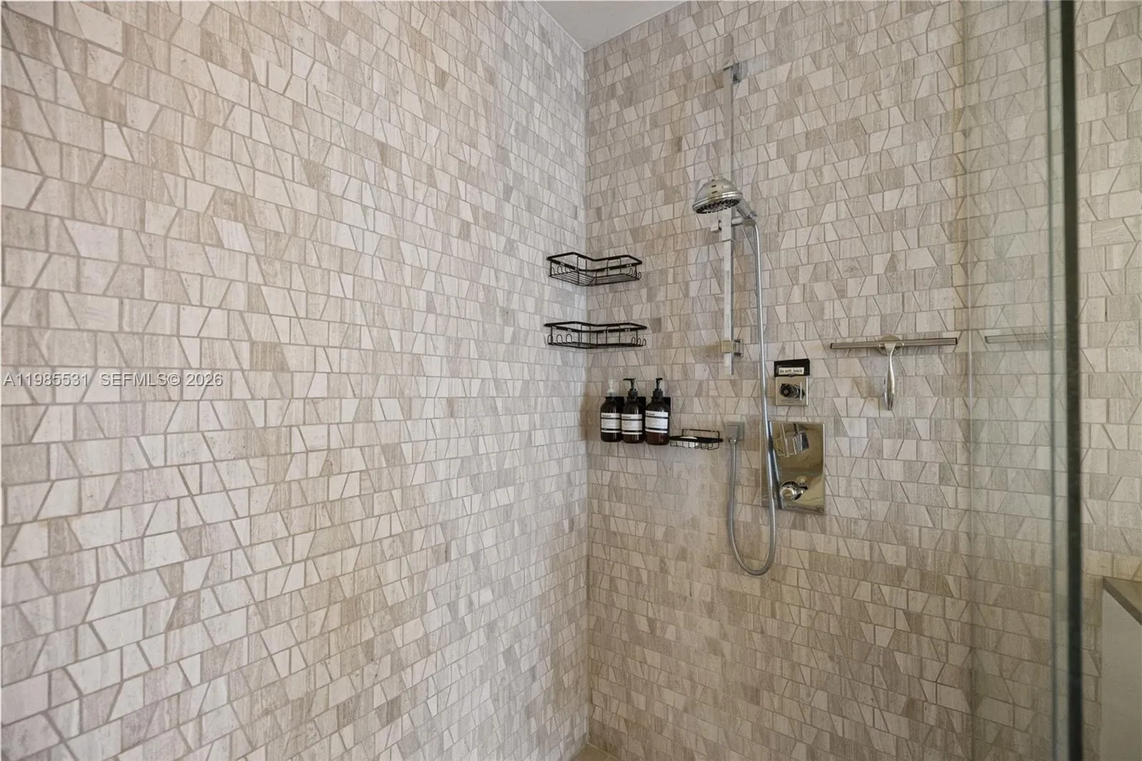Property photo 101