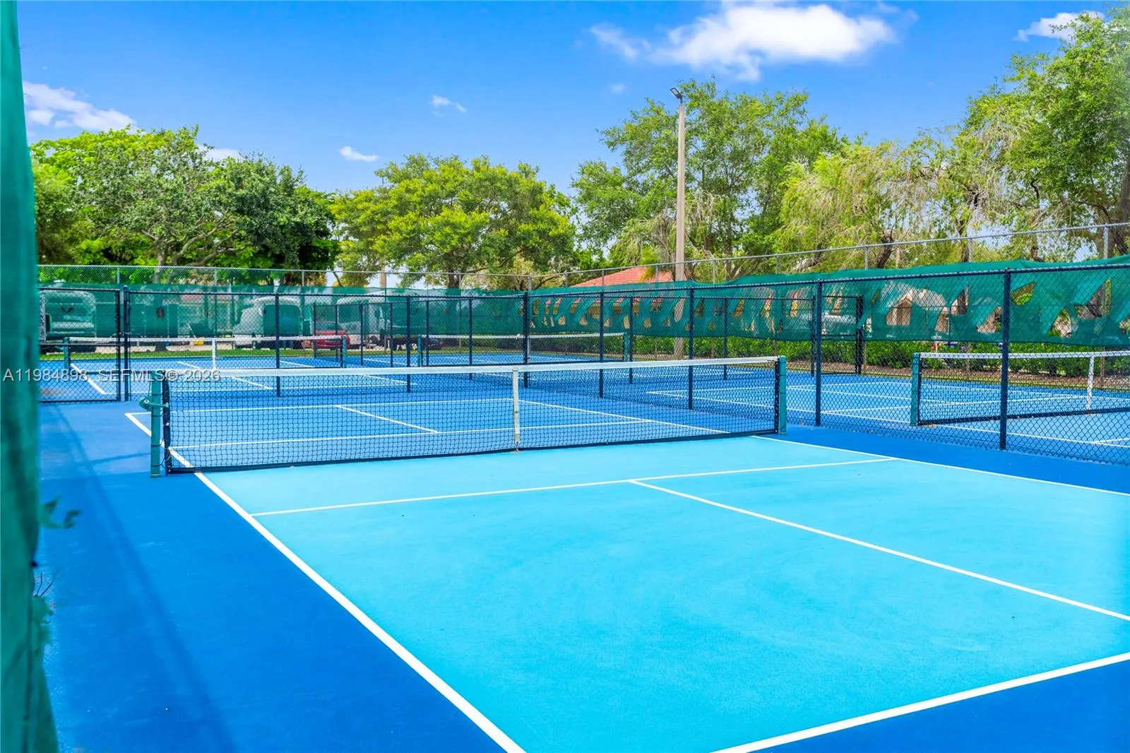 Kings Point tennis court