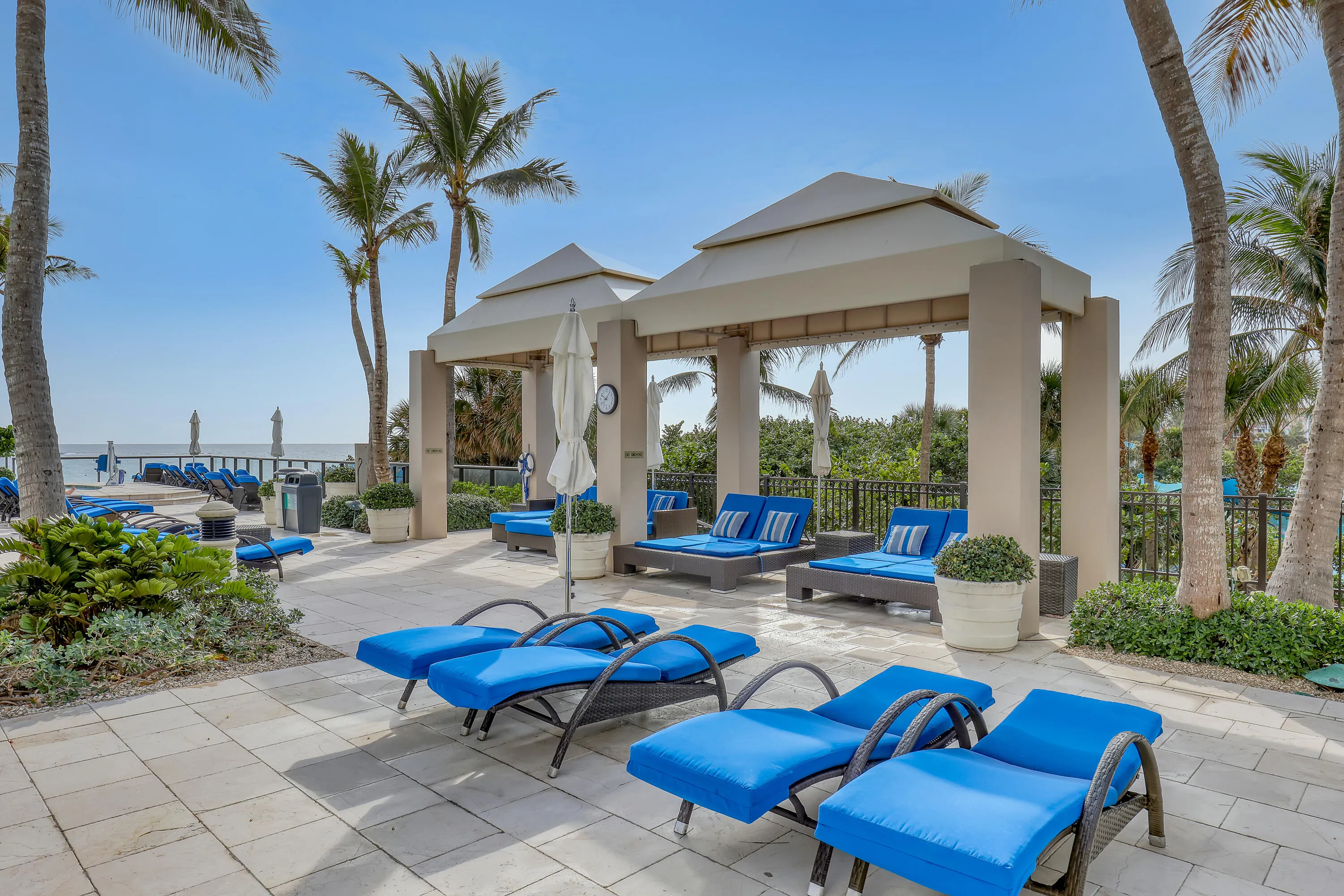 Ritz Carlton (12)