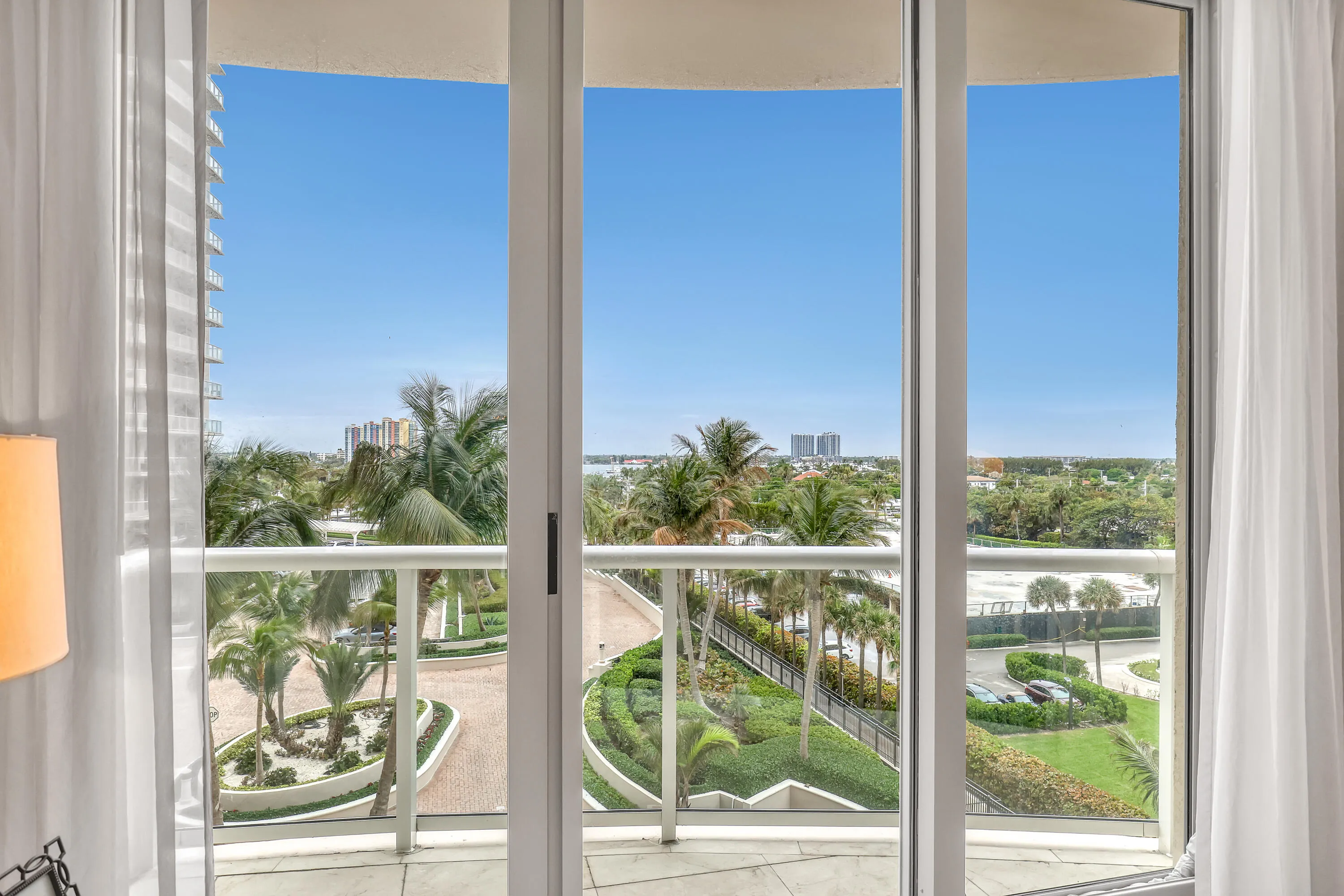 2700 N Ocean #401A (52)