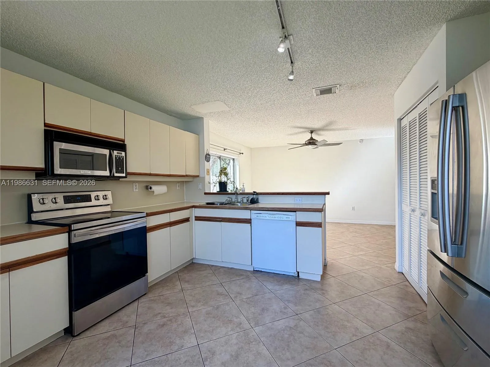 Property photo 60