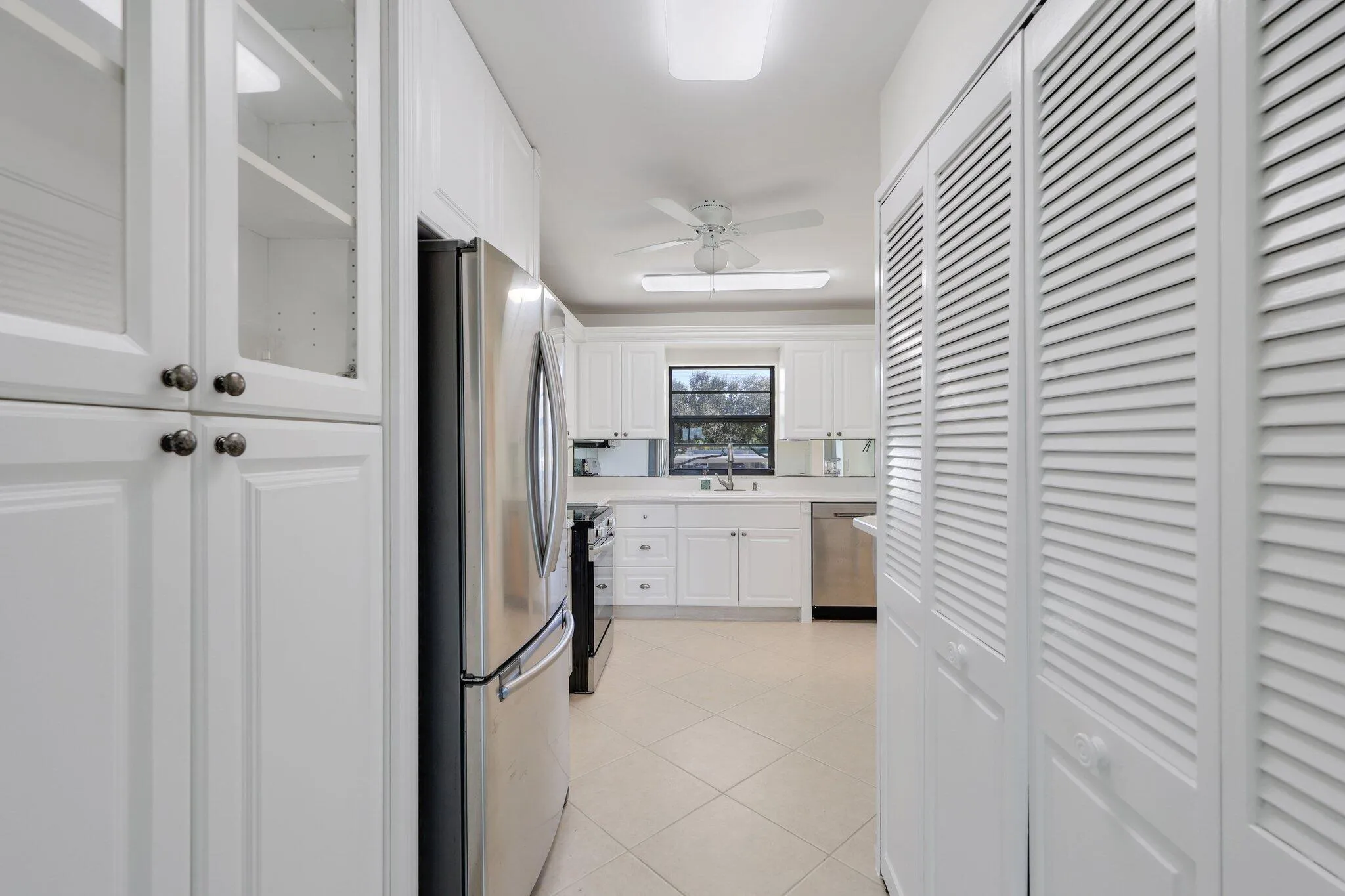 200 intracoastal - 12.jpg-SMALL