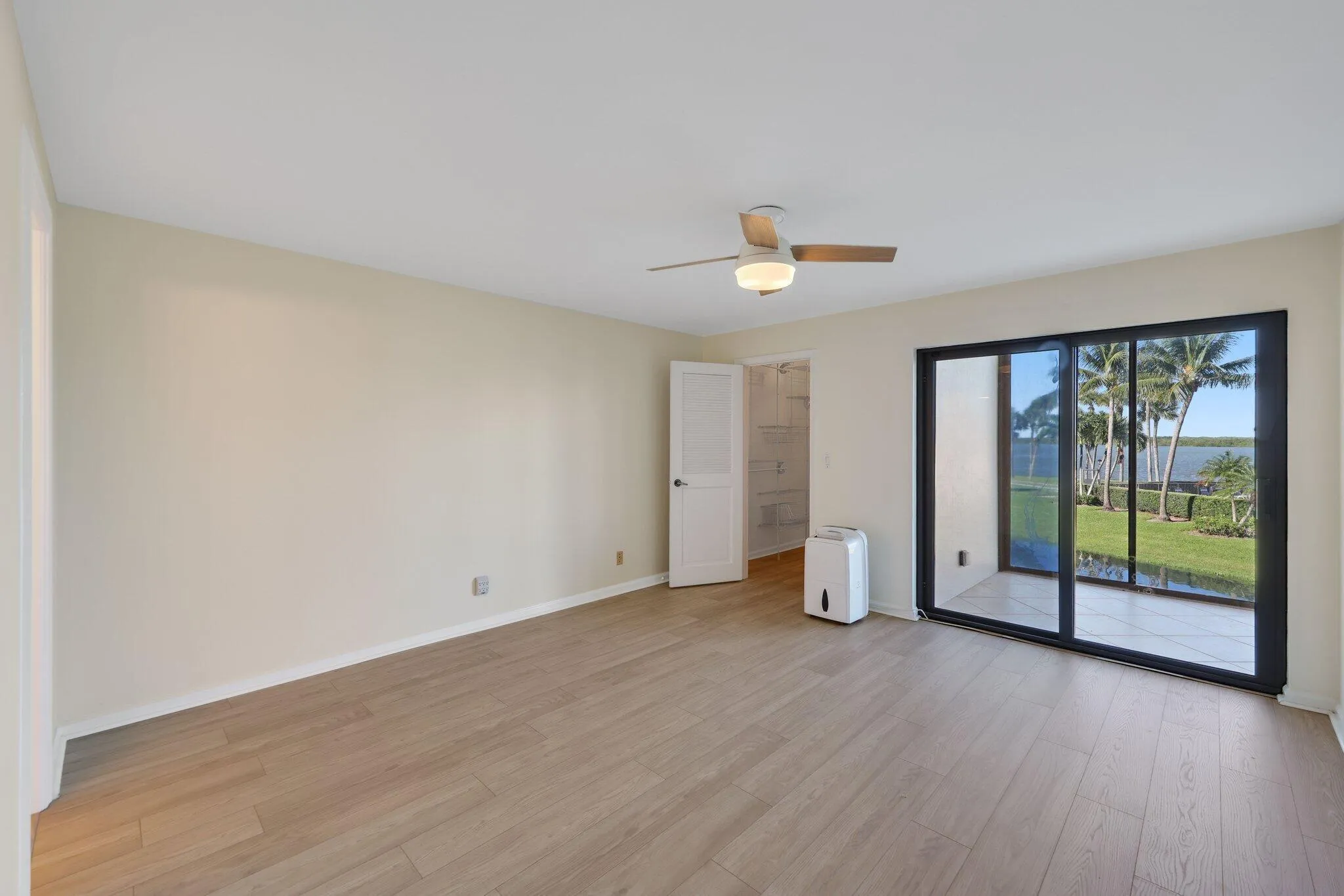 200 intracoastal - 23.jpg-SMALL