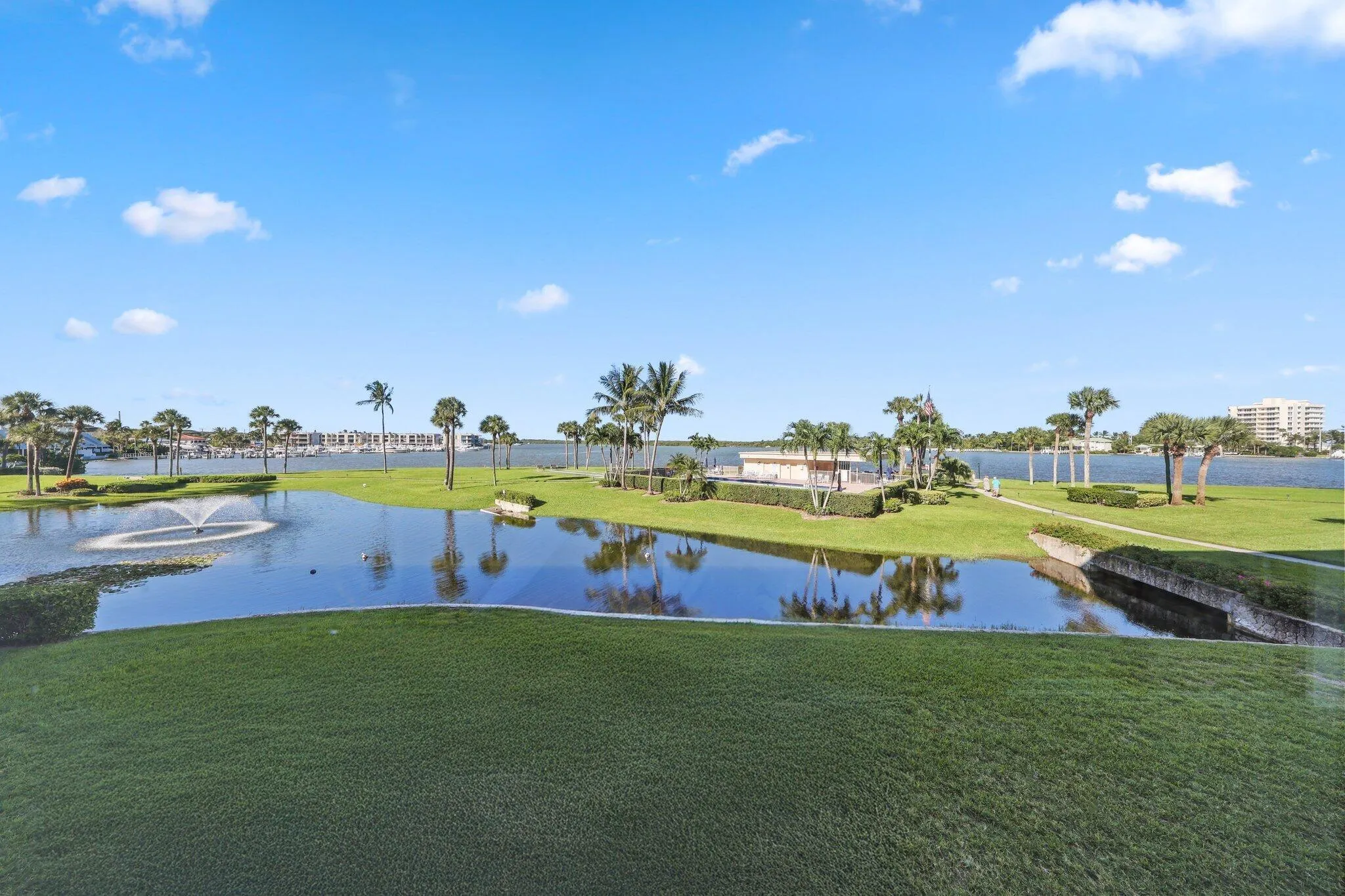 200 intracoastal - 22.jpg-SMALL