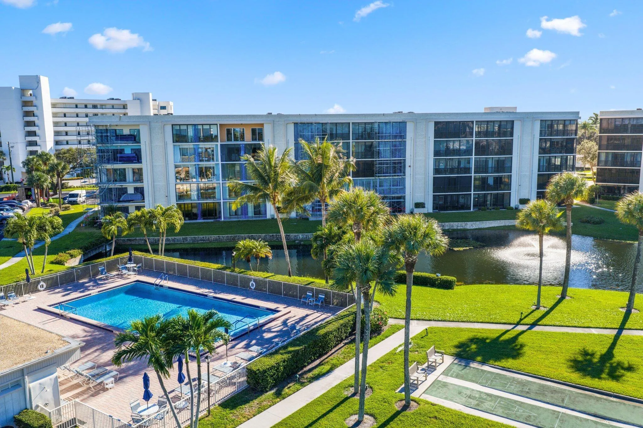 200 intracoastal - 36.jpg-SMALL