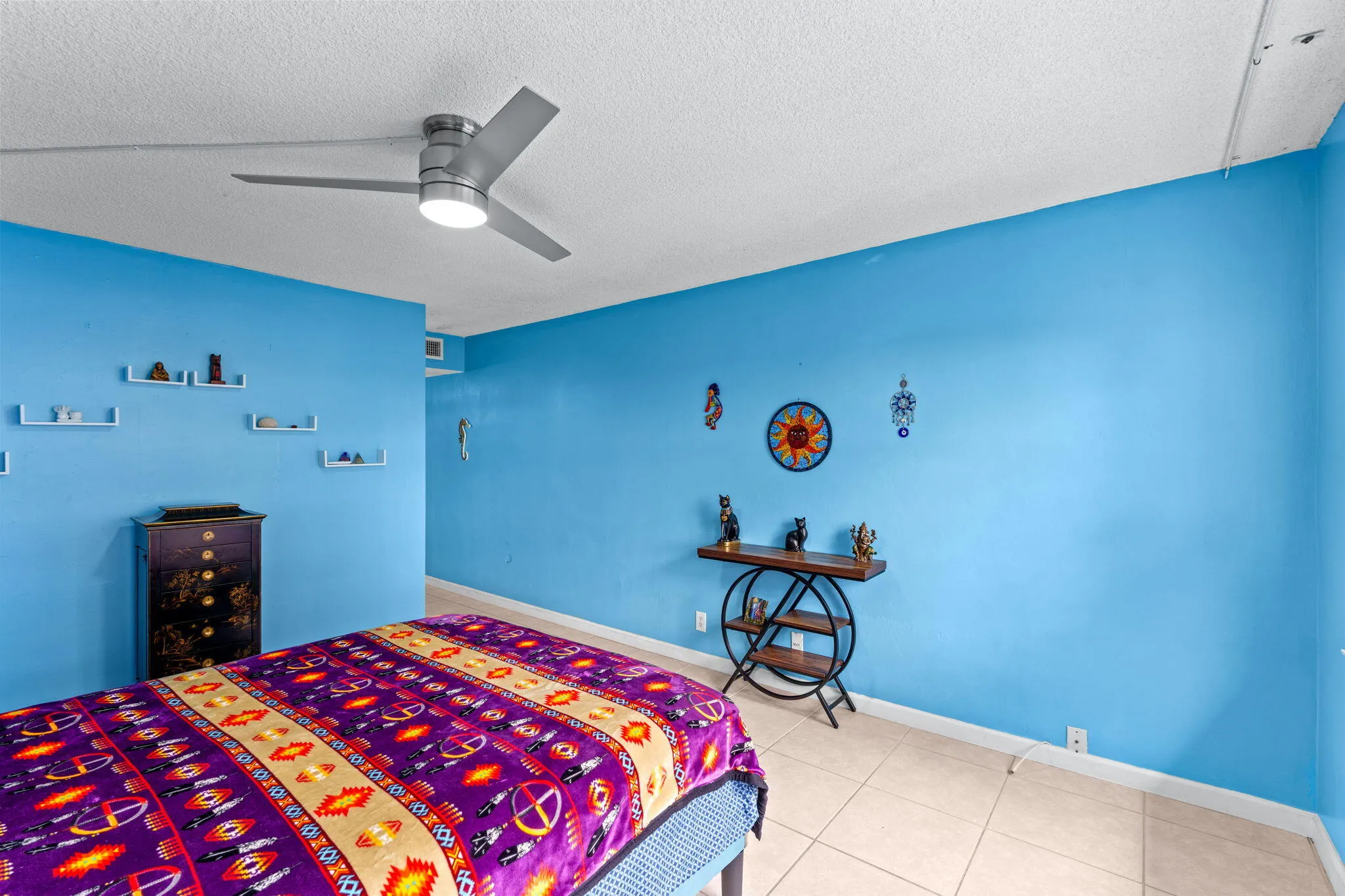 20-web-or-mls-A7408377